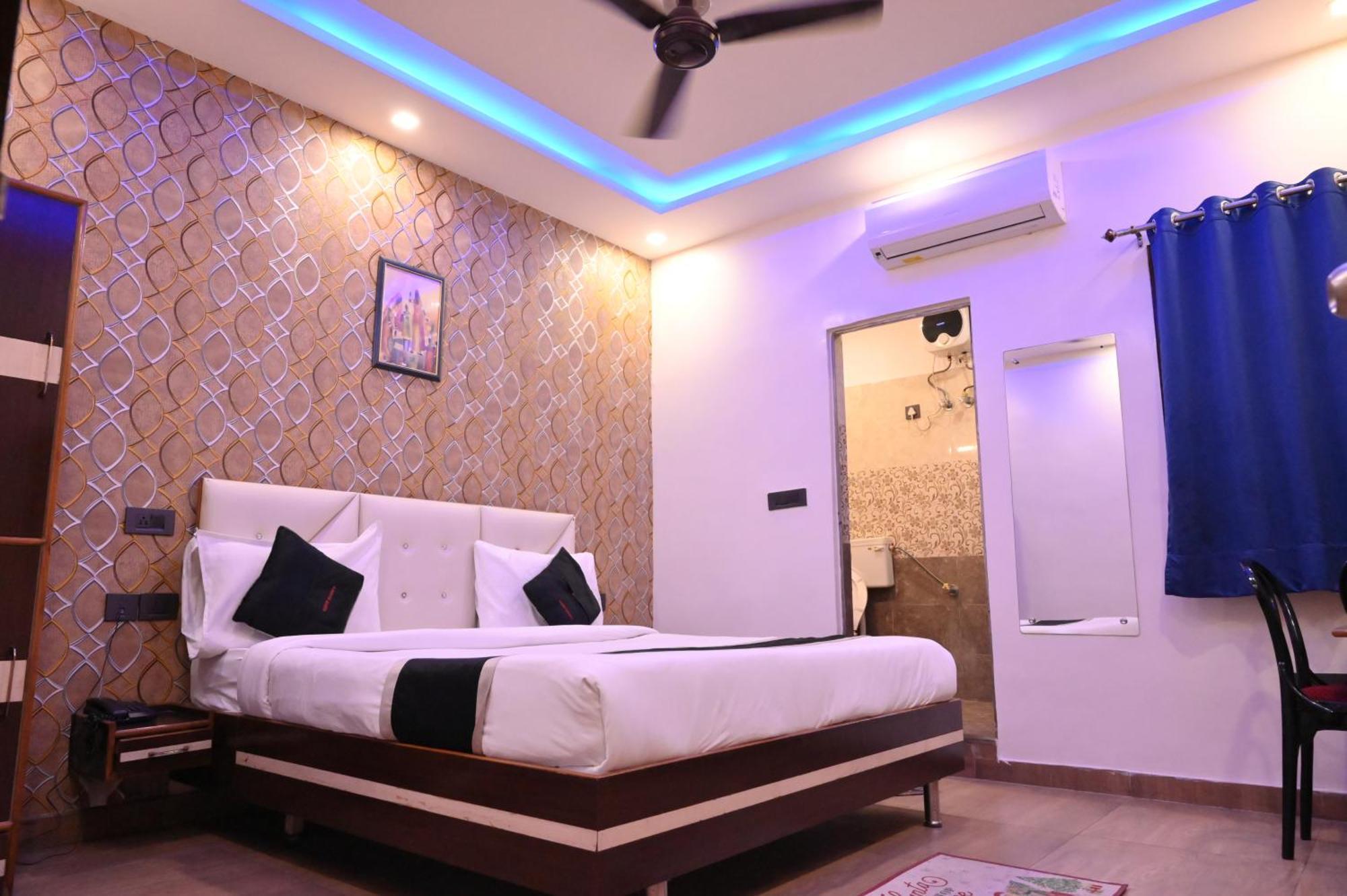 Hotel Riddhi Regency Lucknow Buitenkant foto
